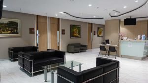 Ruang Tunggu Dokter Klinik Utama DR Indrajana