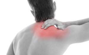 gambar seorang pria sedang mengalami nyeri punggung, untuk halaman teknologi disc fx