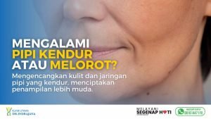 seorang wanita sedang merasakan kekurangan volume pipi, sebagai banner di Klinik Utama DR Indrajana.