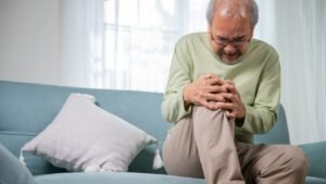 Fisioterapi Lansia - Klinik Utma DR Indrajana