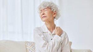 Fisioterapi Lansia - Klinik Utma DR Indrajana